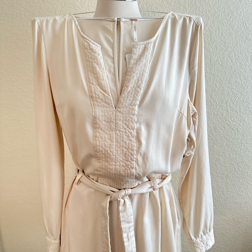 FREE PEOPLE long sleeve jumpsuit with belt tie - cream - Small